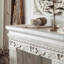 Foyer autoportant en bois massif beige