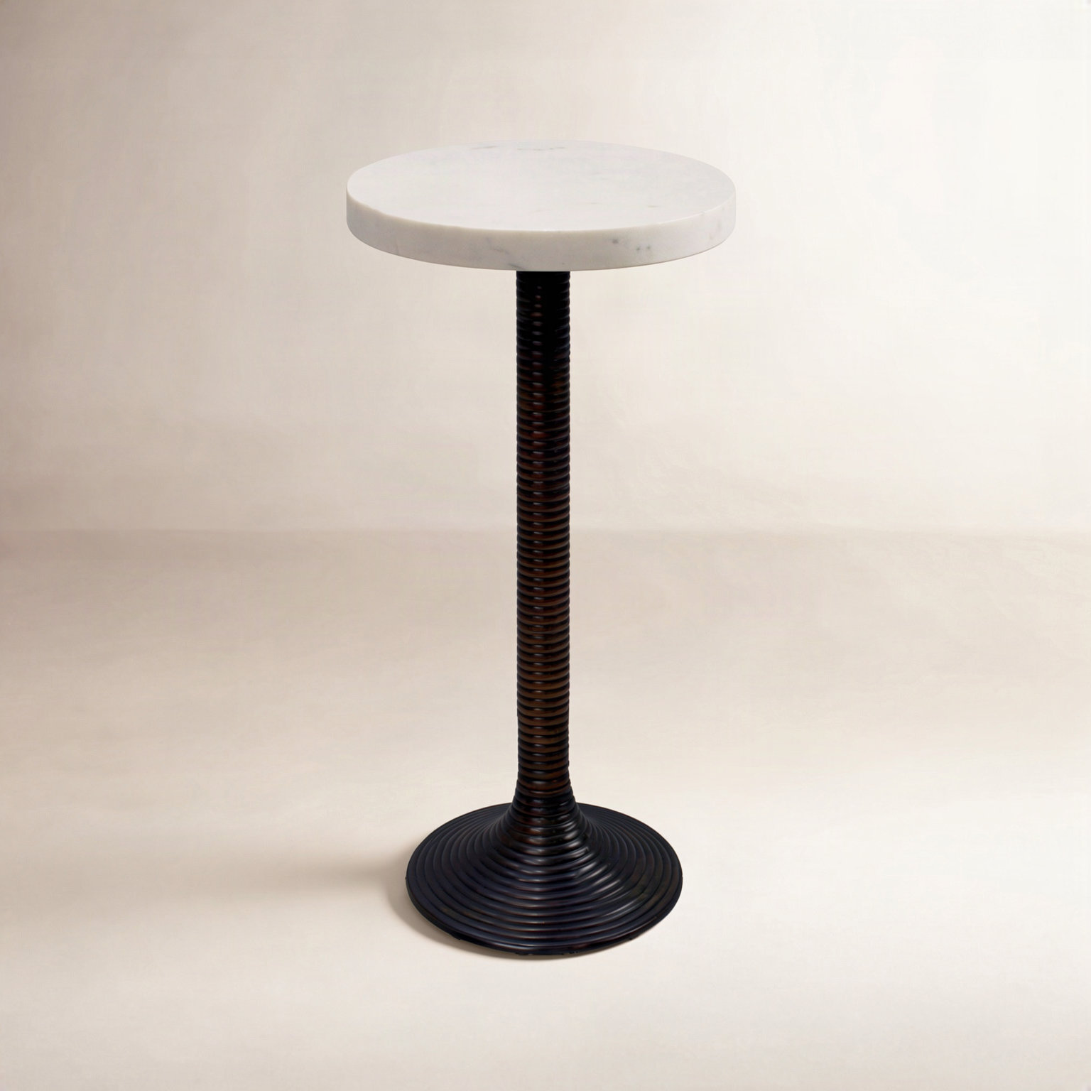 Shorsey 11" Genuine Marble End Table