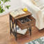 Table de chevet-1687354627