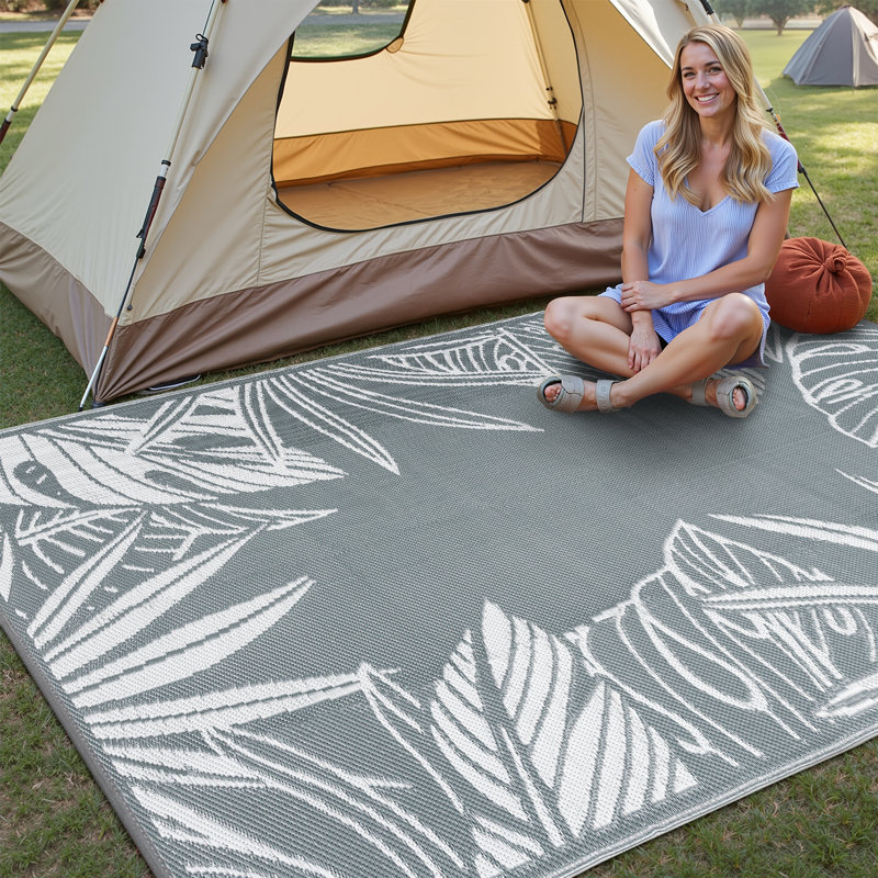 Ellie Outdoor Braided Floral Area Rug, Rectangle 5' x 8'