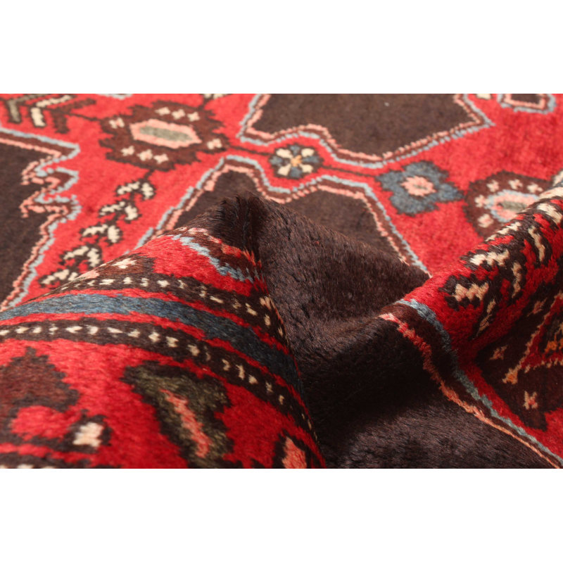 Anadol Black Rug 3'5" x 5'1"