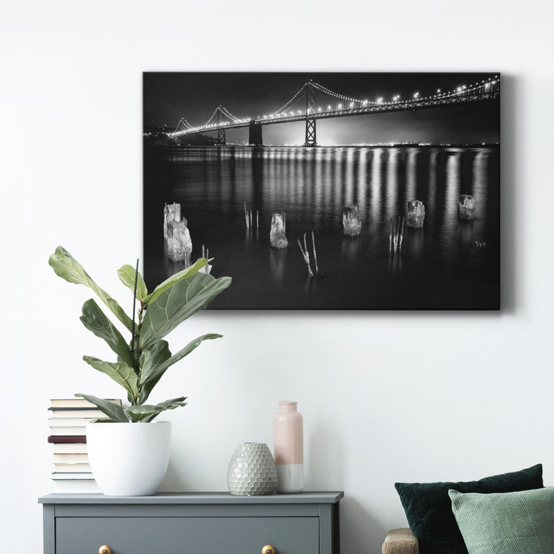 Night Reflections - Photographie sur toile tendue, H 18 po x l 12 po x P 1 po
