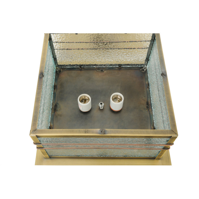 Clinton 2 - Light Pier Mount Light