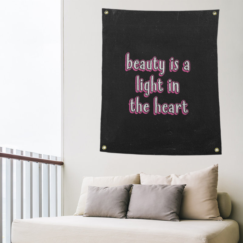 Tapisserie tableau noir en polyester citation beauté, H 59 pi x l 50 po, Rose