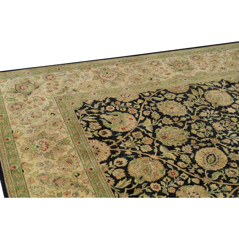 Tapis noir / crème noué à la main