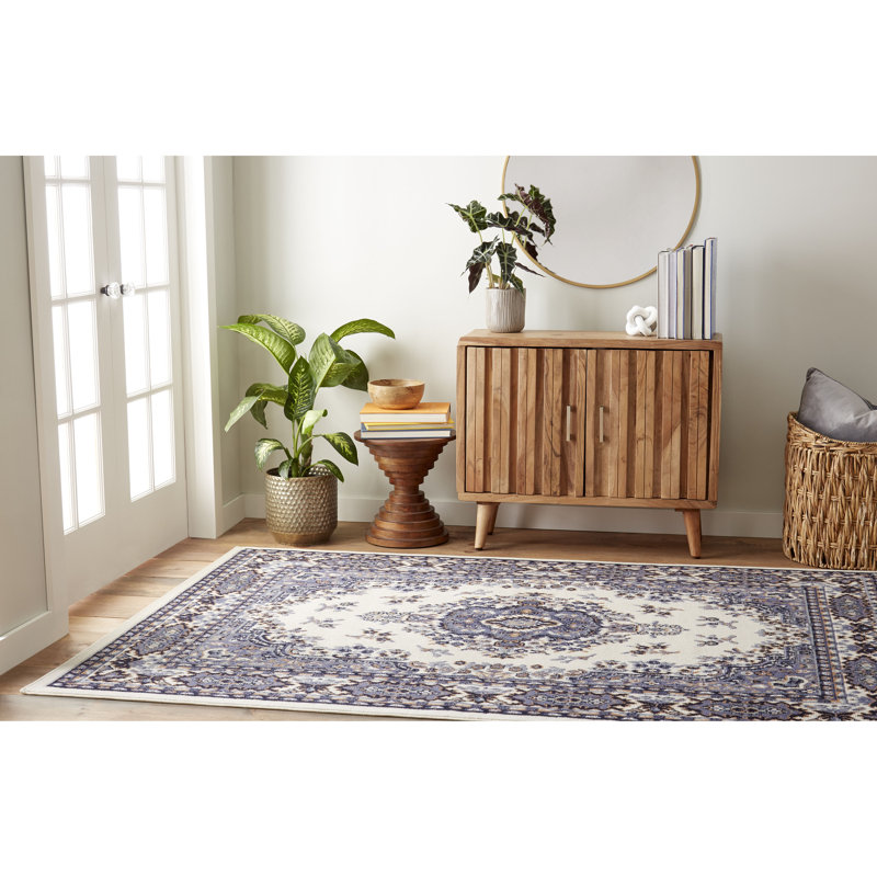 Modena Oriental Indoor Rug, Rectangle 3'7" x 5'3"