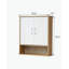 Armoire murale de salle de bain avec porte double, tablette inférieure, portes à motifs ondulées, tablette intérieure réglable, installation facile, bois blanc et naturel