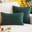 Paquet de 2 housses de coussin décoratives à carreaux écossais en tartan pour Noël-106488540-106488545-106488539