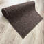 Tapis brun / gris antidérapant sur mesure-480232265