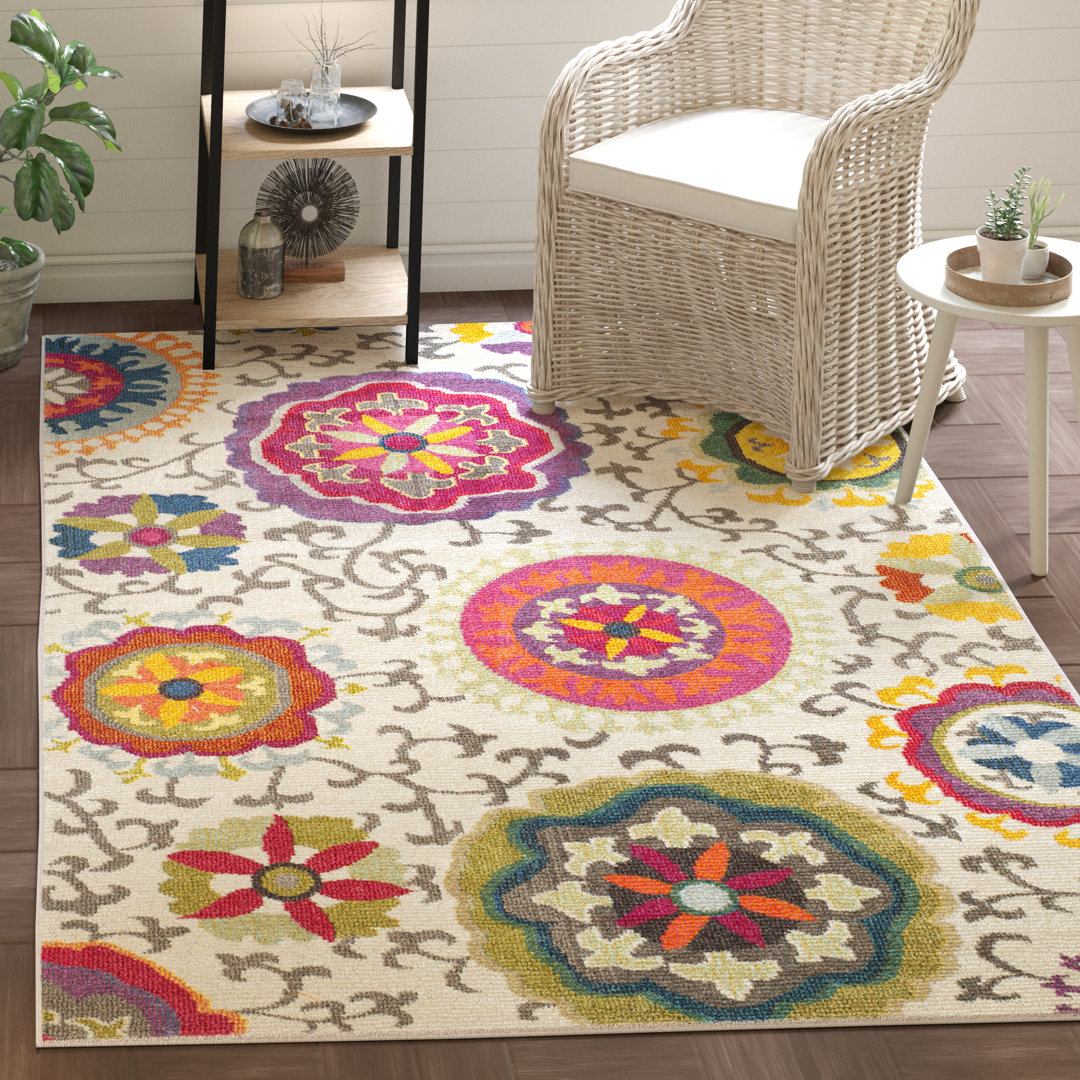 Salma Floral Area Rug
