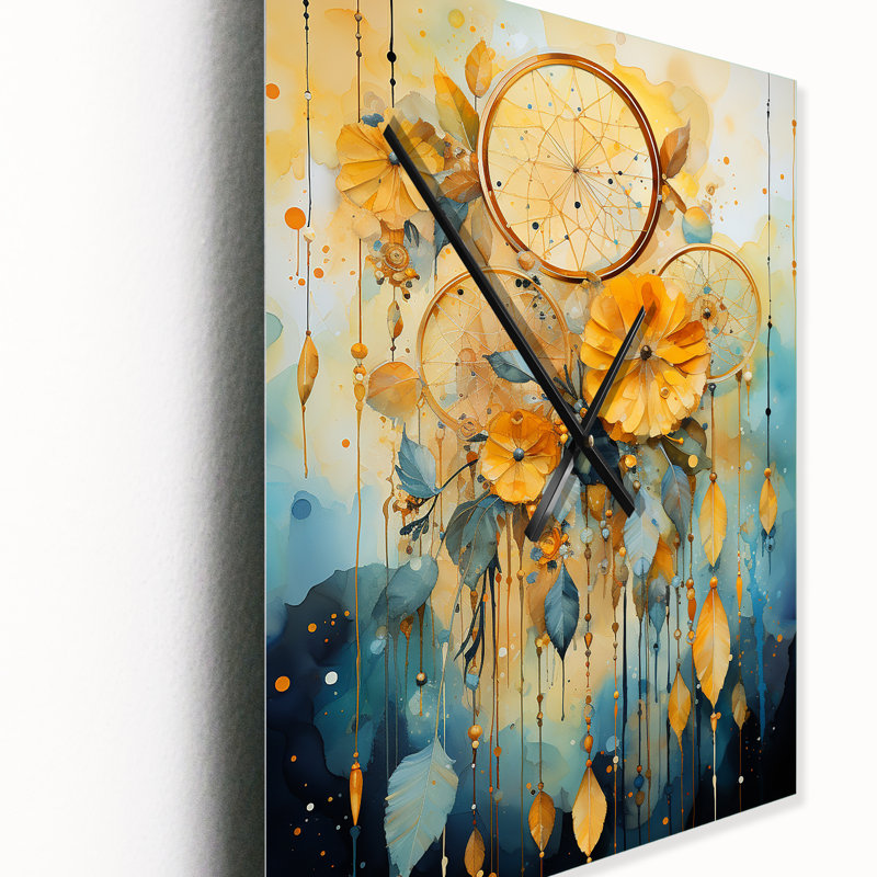 Horloge murale Crisha, Moyen