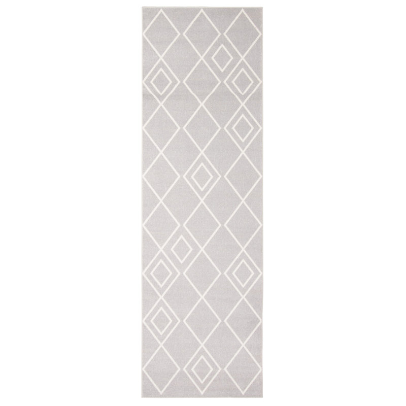 Geometric Indoor Rug, Runner 2'6" x 8'