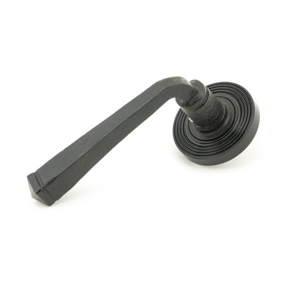 Avon Round Lever on Rose Set (Beehive)