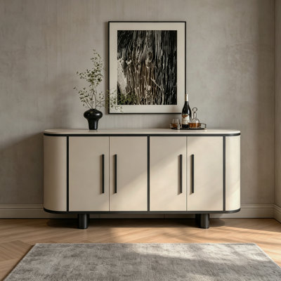 Buffet simple et moderne de style italien