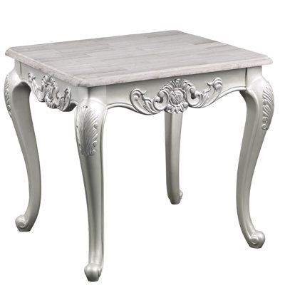 Table d'appoint argentée à l'élégance intemporelle - Idéale pour les espaces de vie. Un design sophistiqué qui rehaussera votre intérieur.