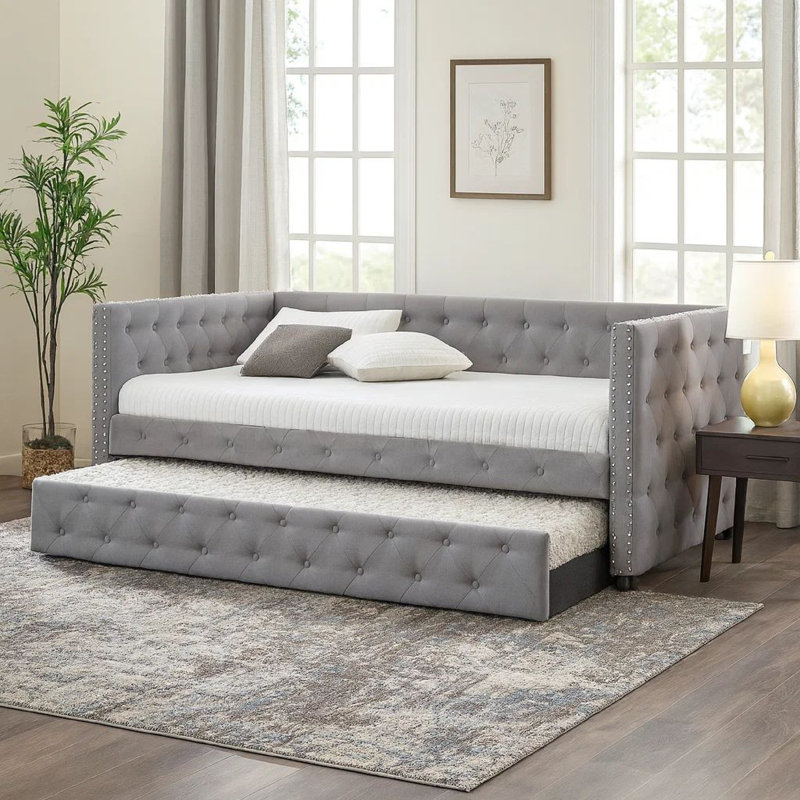 Sacoyia Upholstered Daybed