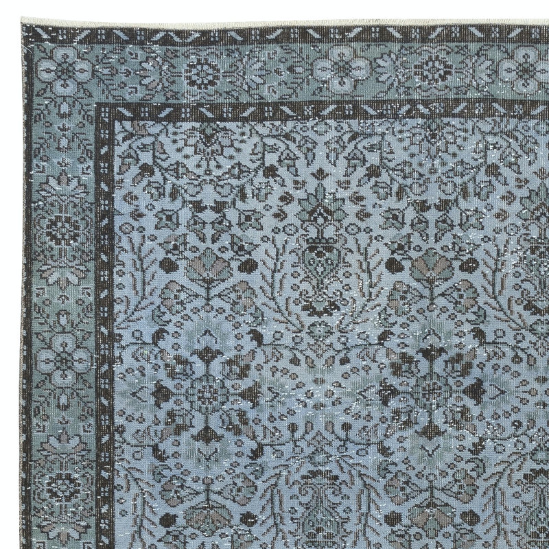 Tapis turc contemporain de couleur bleue 5,6 x 9,6 pi avec motif floral