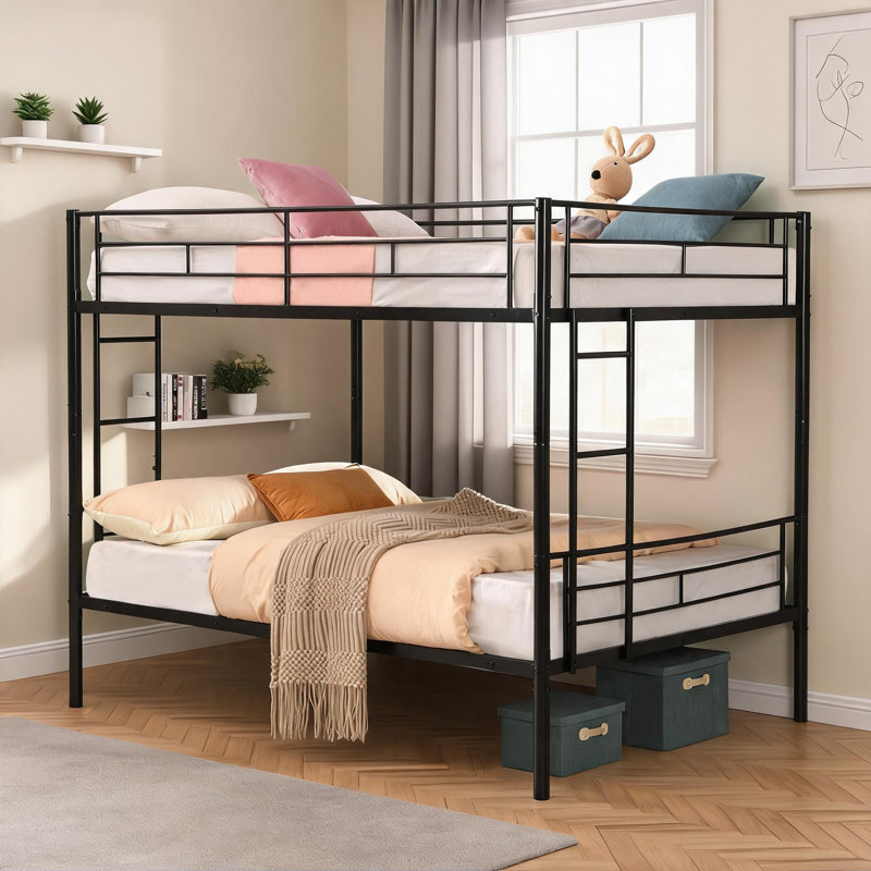 Lit double superposé au dessus d'un lit double classique en métal noir, idéal pour les chambres d'enfants et d'invités, conception moderne peu encombrante, aucun sommier requis
