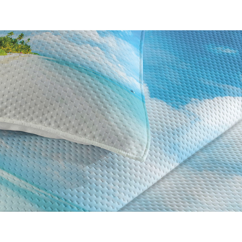 Hypnotic Coastal Coverlet, King Bedspread + 2 Shams