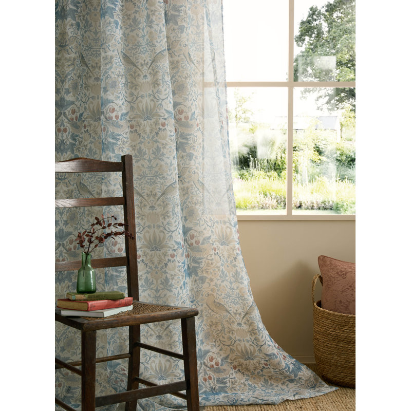 Sheer Single Curtain Panel, 137cm W x 137cm L