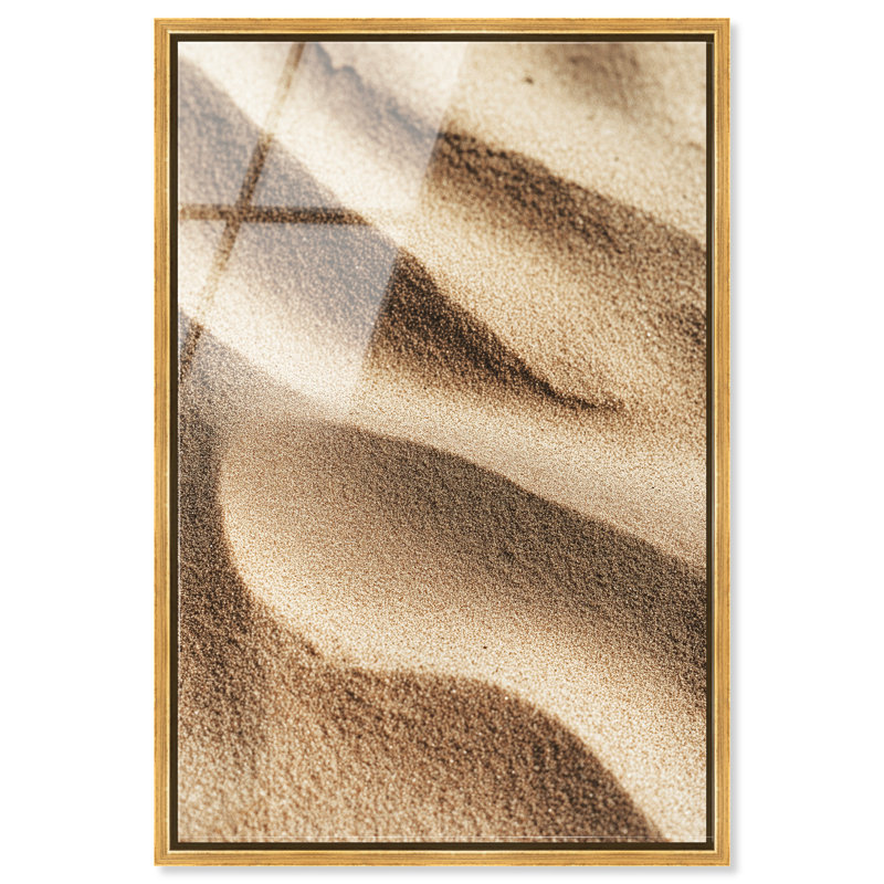 Vagues du désert Impression abstraite sur verre acrylique brillant par Oliver Gal, H 16 po x l 11 po, Gold Frame