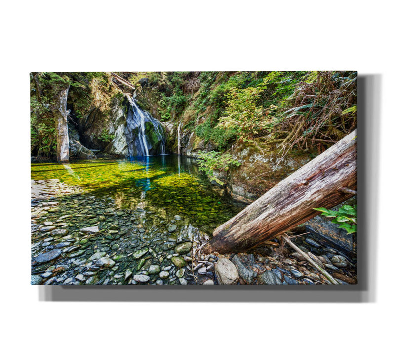 «Falls Creek» par Tim Oldford, H 26 po x l 40 po