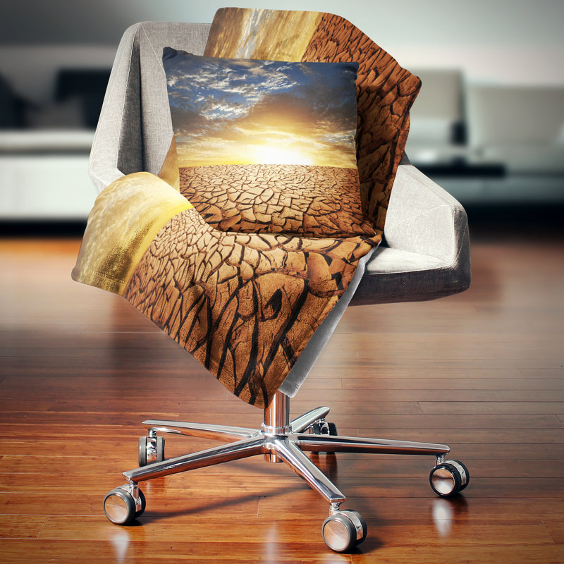 Coussin décoratif Designart, Carrée 18 po x 18 po