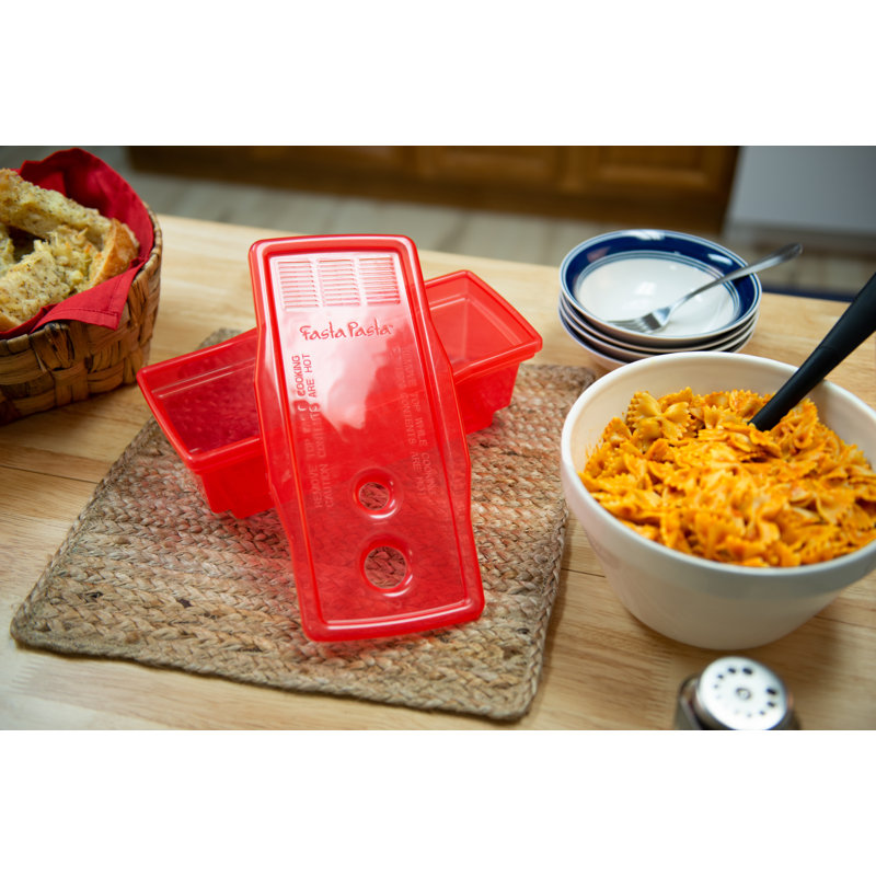 Fasta Pasta, Red