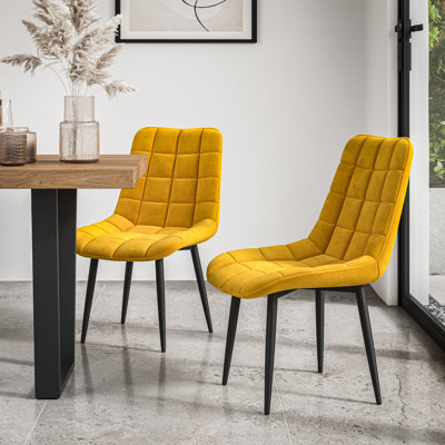 Darcus 6 - Person Dining Set
