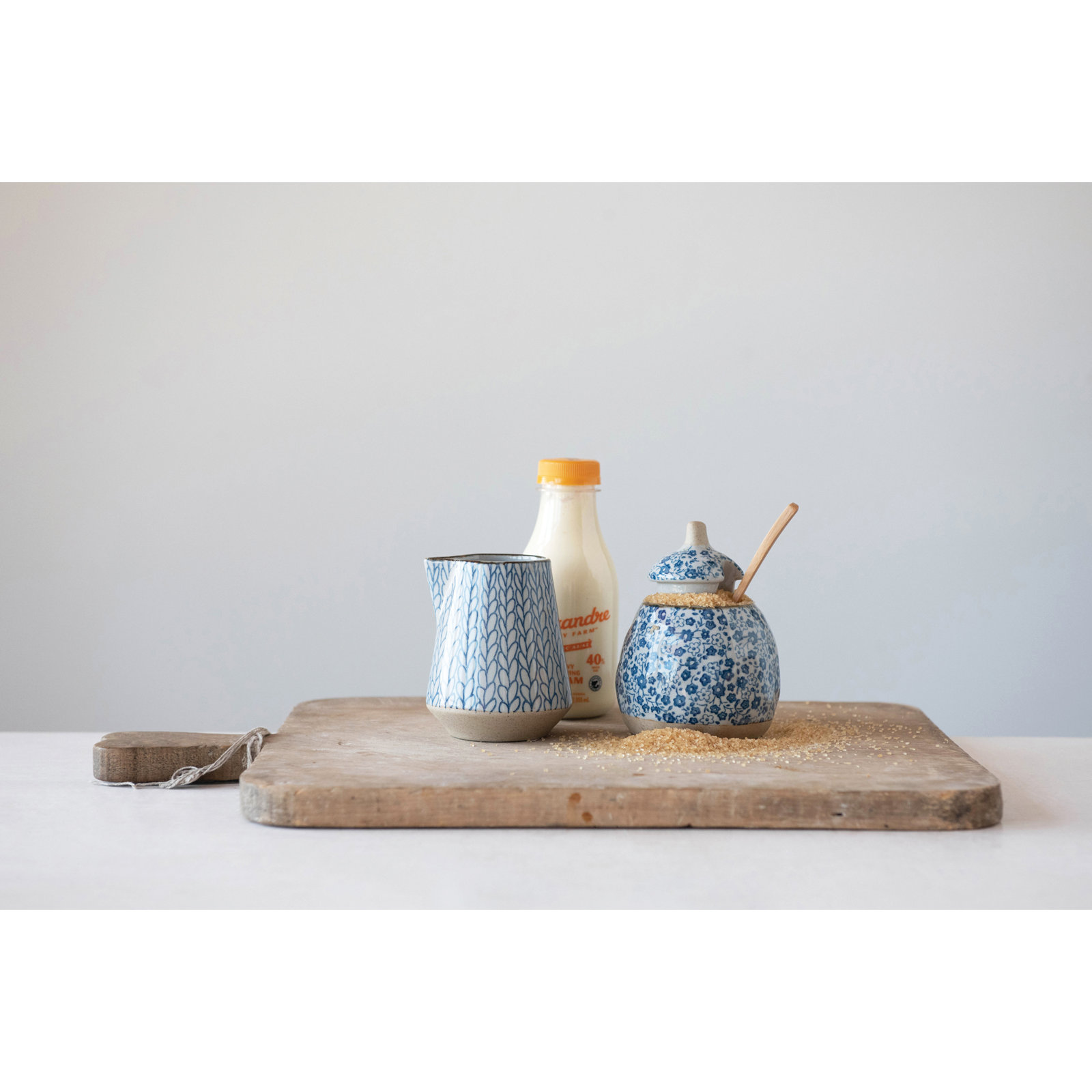 Nuvo Stoneware Sugar And Creamer Set