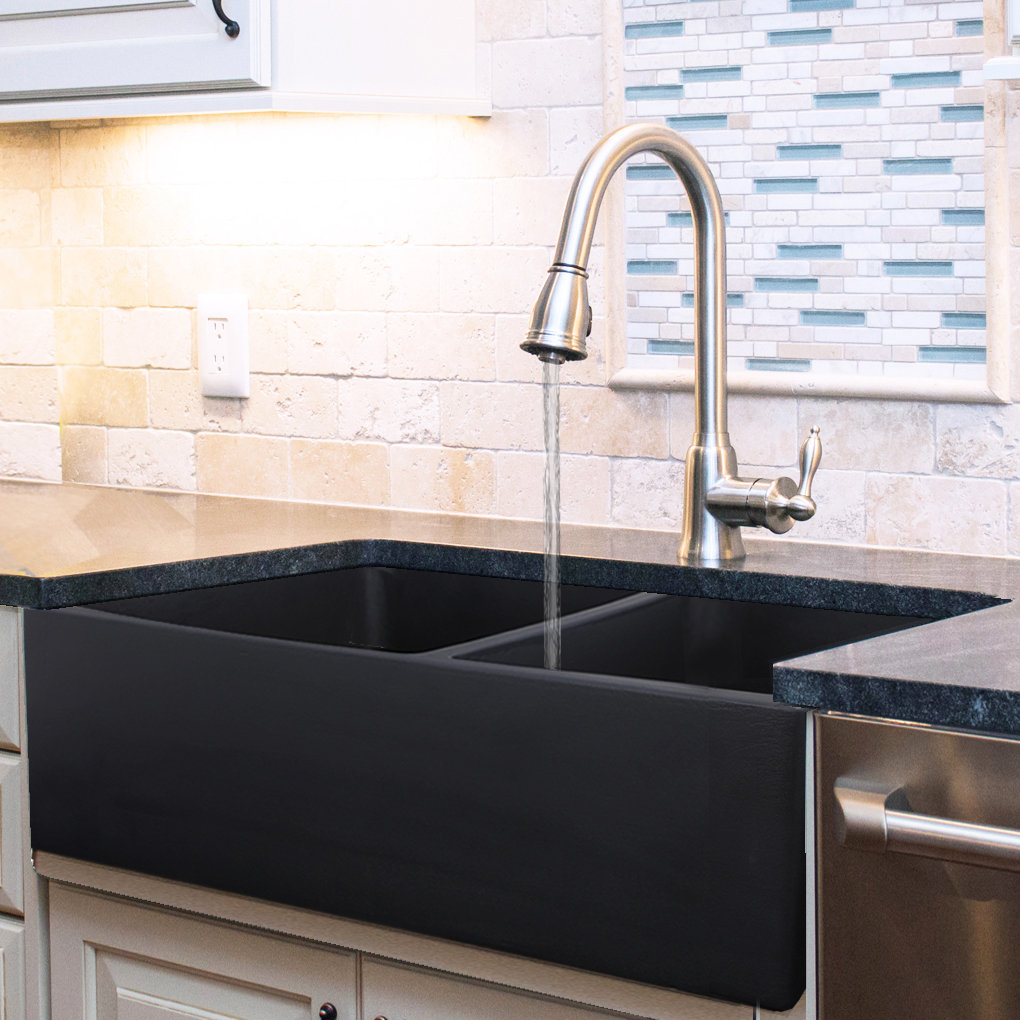 Vineyard 33" Double Basin Farmhouse Kitchen Sink, Matte Black