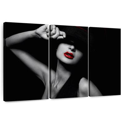 Shuttleworth Classic Woman Red Lips