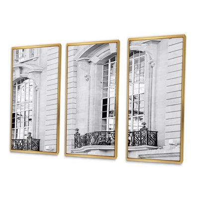 " Black And White Old Stone Building In London " 3 - Pieces