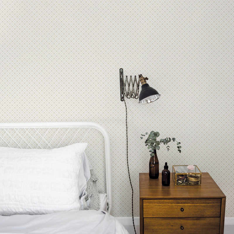Bryanna 10.05m x 53cm Matte Wallpaper Roll, Cream