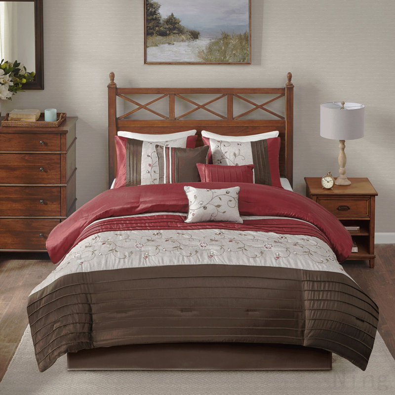 Ensemble d'édredon brodé 7 pièces Red King, Édredon de très grande taille et 6 pièces suppl, Motif floral rouge