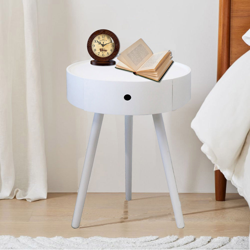Yazzie 45cm W Solid + Manufactured Wood Bedside Table