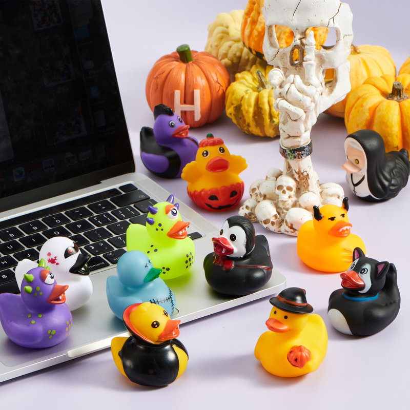 24 Pcs Halloween Ducks Bath Toys