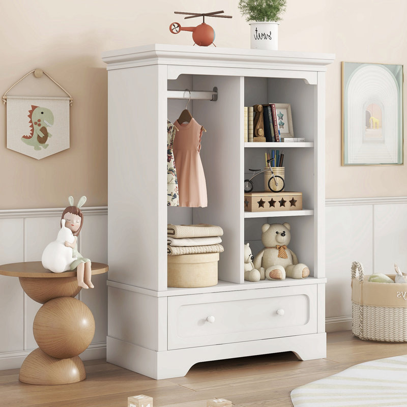 Garde-robe ouverte pour enfants avec une tringle suspendue et des tablettes ouvertes, un grand tiroir, une conception basse près du sol pour un accès facile