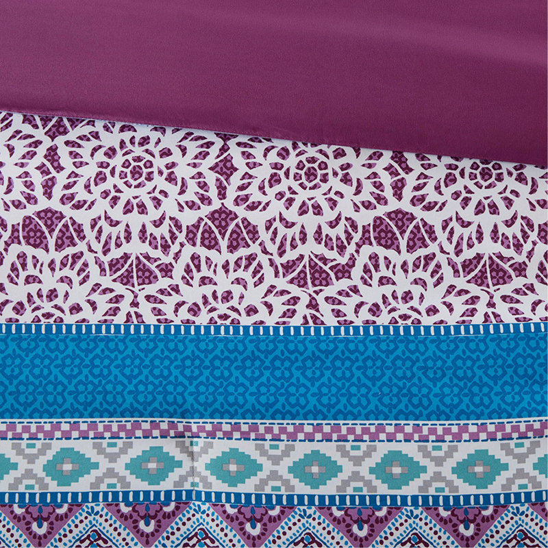Set includes comforter