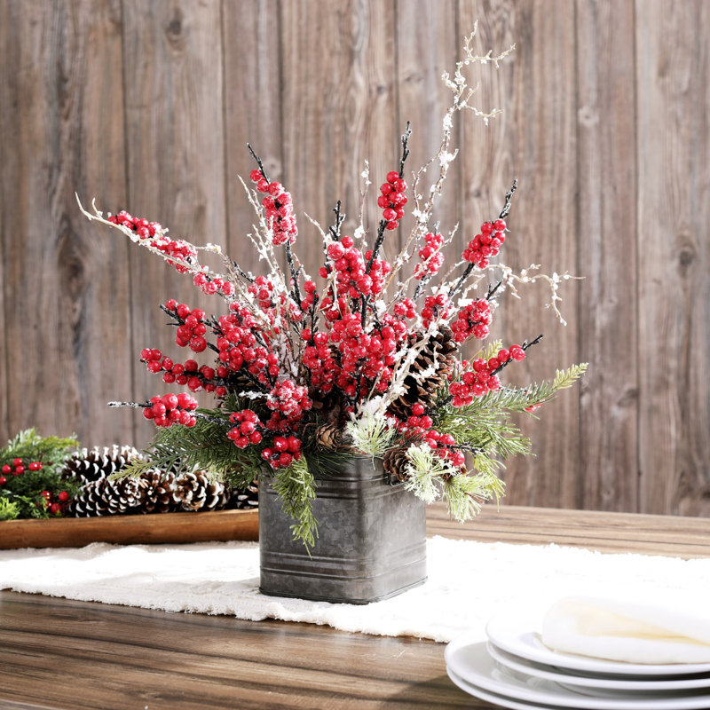 Centres de table floraux en cèdre et bouleau enneigé à pots de fleurs