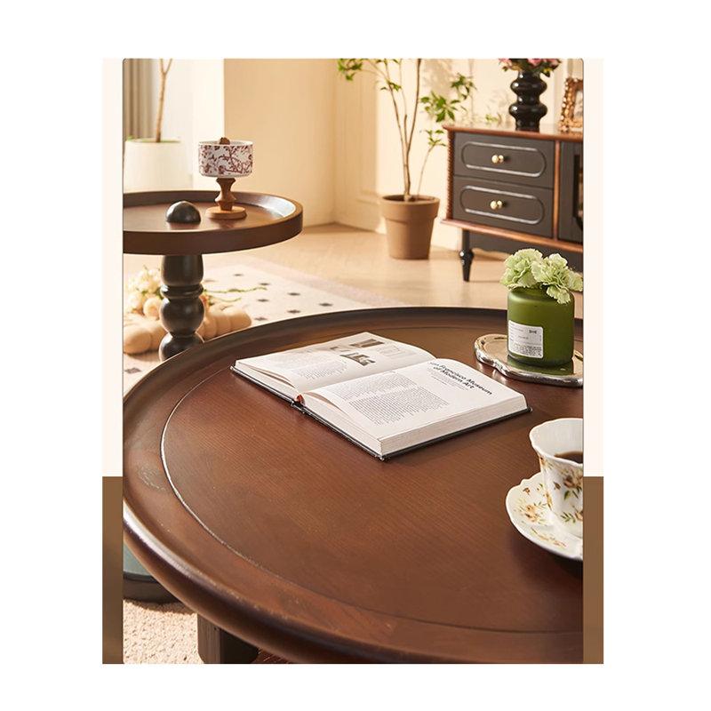 Table basse de style rétro classique français