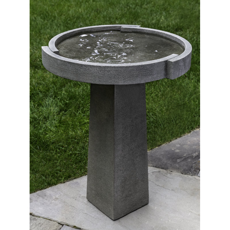 Concept Birdbath, Ferro Rustico Nuovo, L 24,75 po x H 31 po