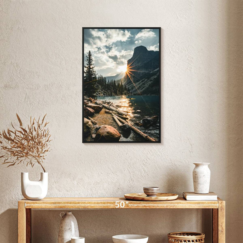 Moraine Lake Sunburst, Cadre flottant noir, 21 po x 31 po