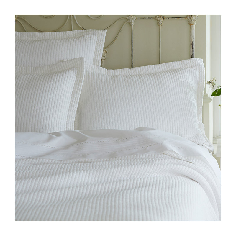 Hudson Stripe Single Coverlet, White, Queen