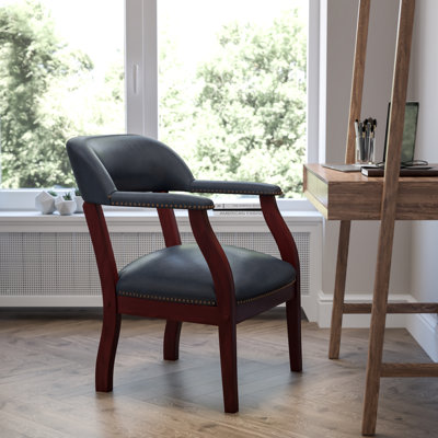 Fauteuil de conférence avec garniture cloutée Zambrana