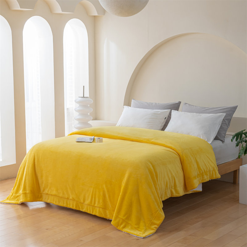 Blankets And Throws Throw Blanket, 230cm x 200cm, Yellow