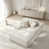 White Fabric est en rupture de stock