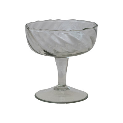 Verre taillé soufflé à la main