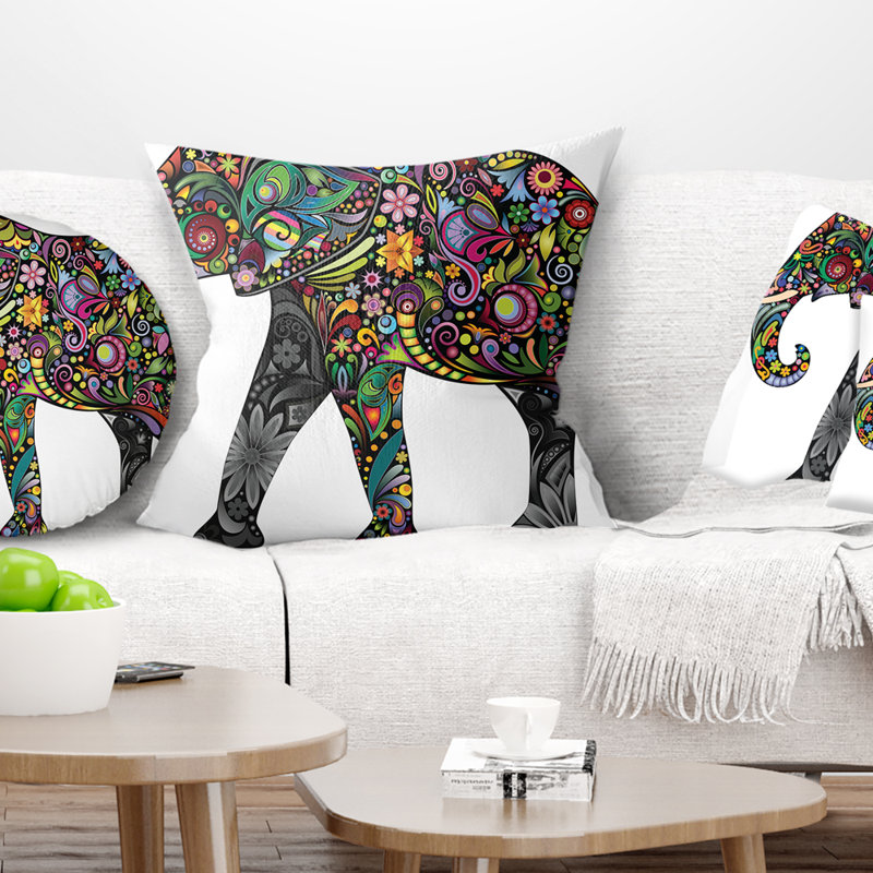 Éléphant floral - oreiller imprimé animal, 18 po x 18 po, Coussin décoratif