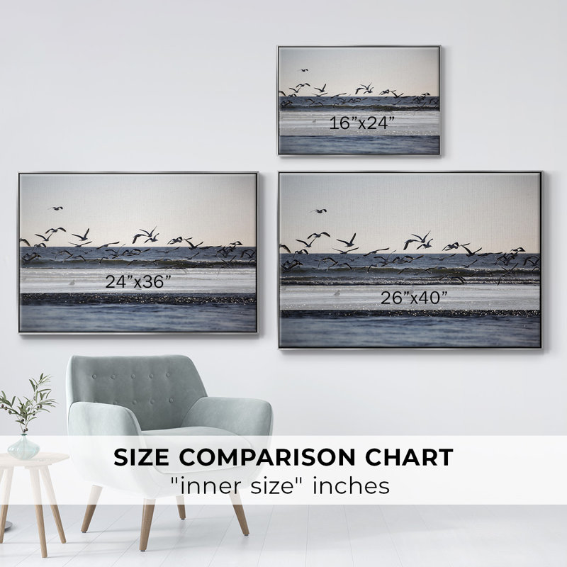 Vol de mouettes encadré sur toile, Argent, H 27 po x l 41 po x P 2 po